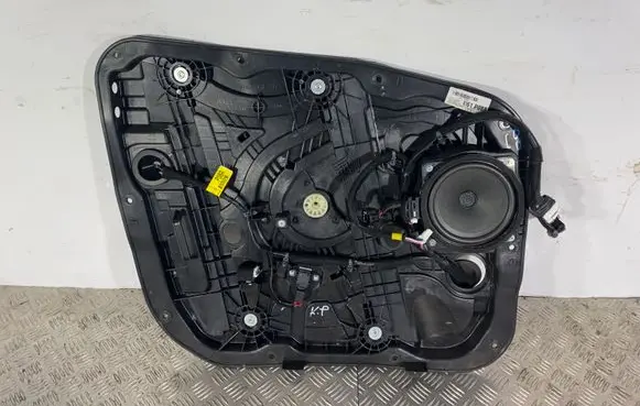 KIA Sorento Front window lifting mechanism without motor