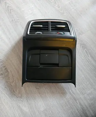 Audi A4 S4 B8 8K Rear air vent grill 8K0864376 0000249521