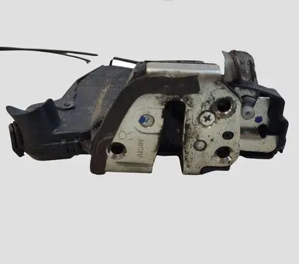 Toyota Auris 150 Front door lock