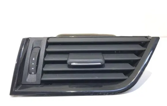 Rear air vent grill