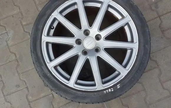 Audi TT TTS Mk2 R18 alloy rim 8J0601025AB