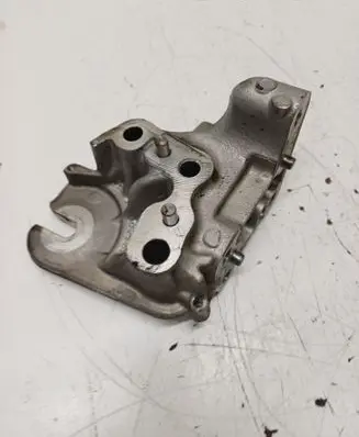 Ford Mondeo MK V Engine mounting bracket 9805300680