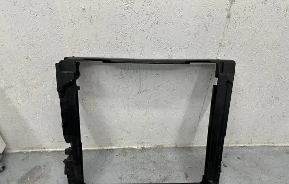 Radiator trim