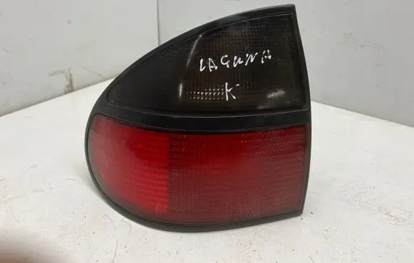 Renault Laguna I Rear/tail lights 7700820052