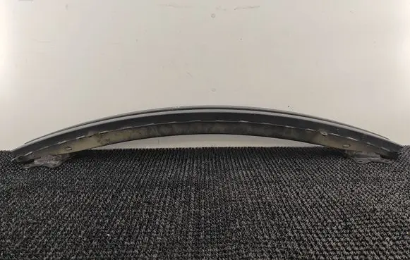 Subaru Impreza III Front bumper cross member 
