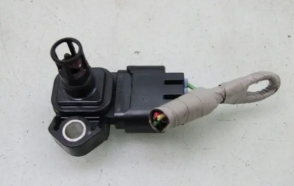 Mazda CX-30 Hydraulic servotronic pressure valve HF0218211