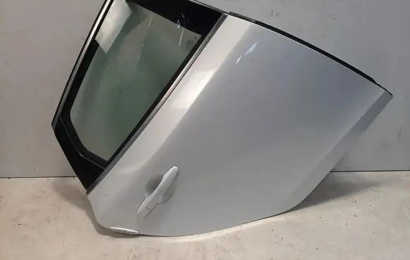 Volvo V40 Rear door 