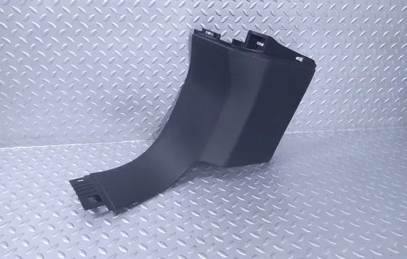 Land Rover Defender (B) pillar trim (bottom) L8B231010A L8B231010AE8PVJ LR131932