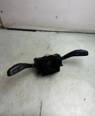 Volkswagen Polo IV 9N3 Wiper turn signal indicator stalk/switch 6Q0953513G 6Q0953513C 283396