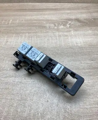 Skoda Octavia Mk2 (1Z) Other relay 1K1937503