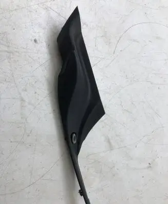 Mazda CX-7 Windshield trim EH1651PC1