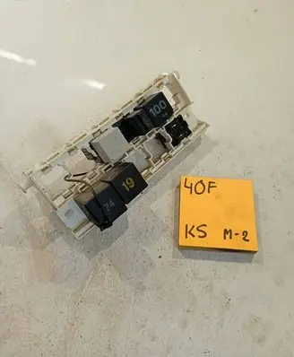 Volkswagen Polo III 6N 6N2 6NF Fuse box set 6X0937503