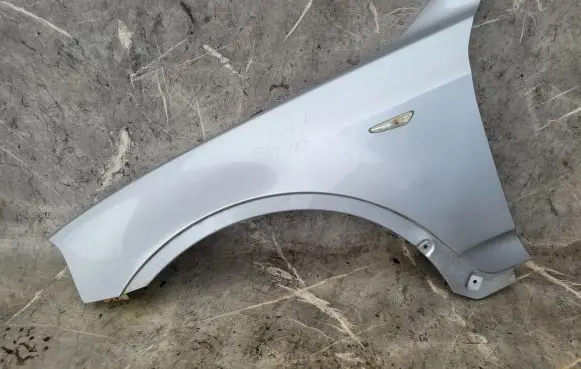 BMW X3 E83 Fender