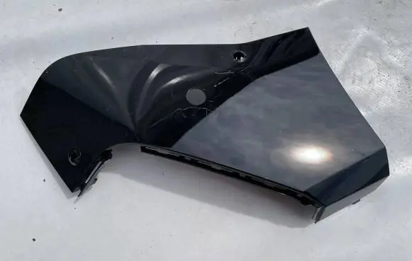 Rear bumper corner part panel trim