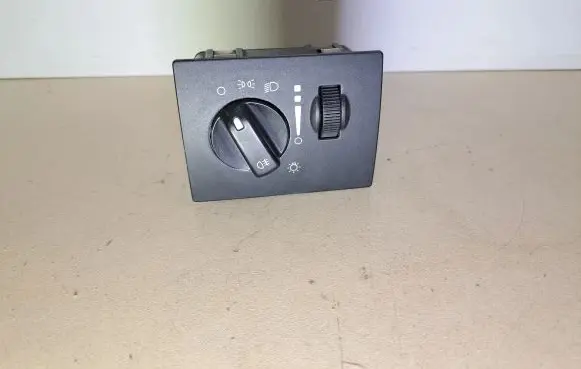 Chrysler Grand Voyager V Light switch P1AG39DX9AB 17981ST