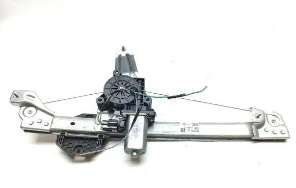 Dacia Sandero Rear door window regulator with motor 827206057R 31012019