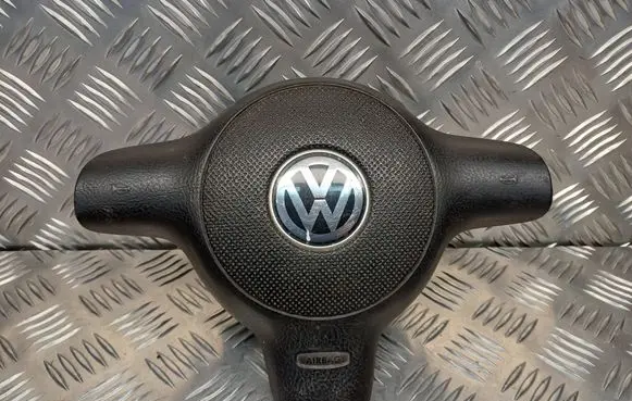 Volkswagen Polo Steering wheel airbag 6X0880201C