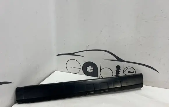 Roof trim bar molding cover