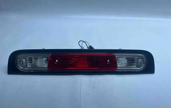 Dodge RAM 1500 DS Third/center stoplight 68298380AE P68298380AE