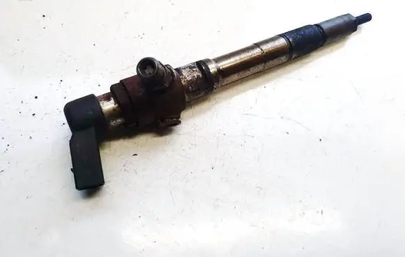 Skoda Superb B6 (3T) Fuel injector 03l130277b