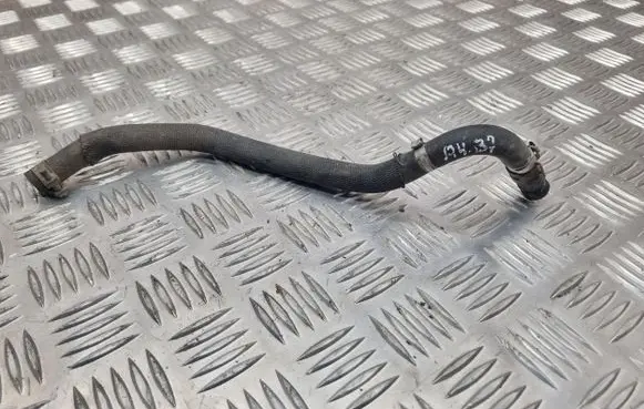 Audi A4 S4 B7 8E 8H Engine coolant pipe/hose