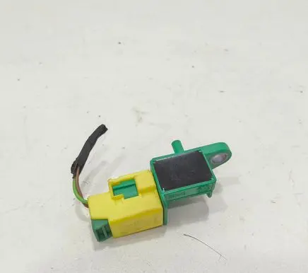 Volkswagen Touran I Airbag deployment crash/impact sensor 5M0909606A
