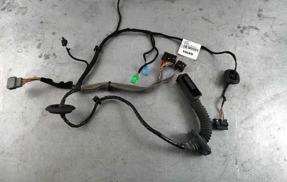 Volvo XC40 Front door wiring loom 32218852