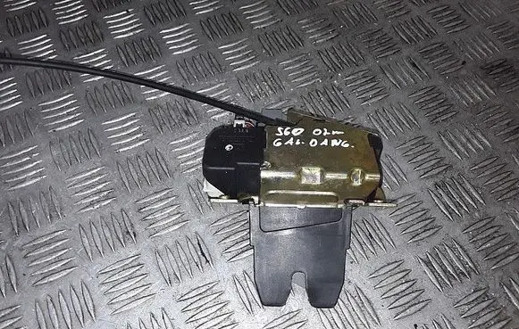 Tailgate/trunk/boot lock/catch/latch
