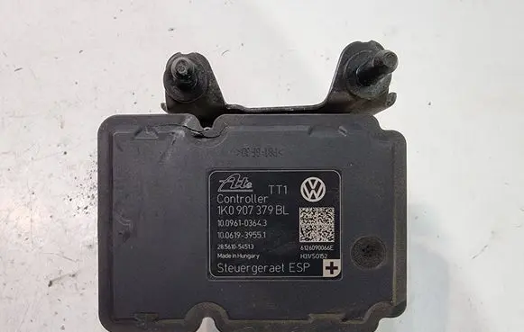 Skoda Octavia Mk2 (1Z) ABS Pump 1K0907379BL 10096103643 10061939551