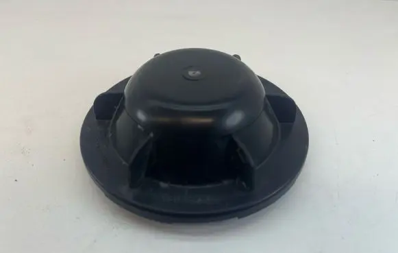 Volkswagen Golf V Headlight/headlamp dust cover 1305219065