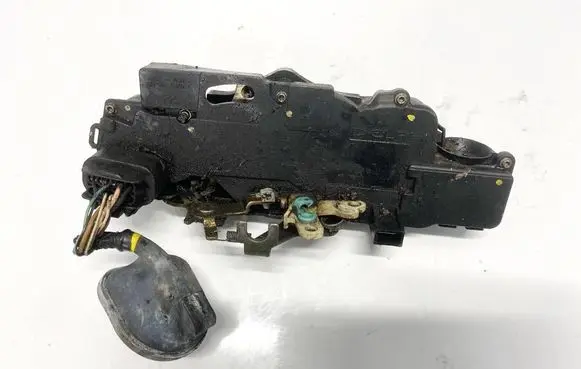 Fiat Stilo Front door lock