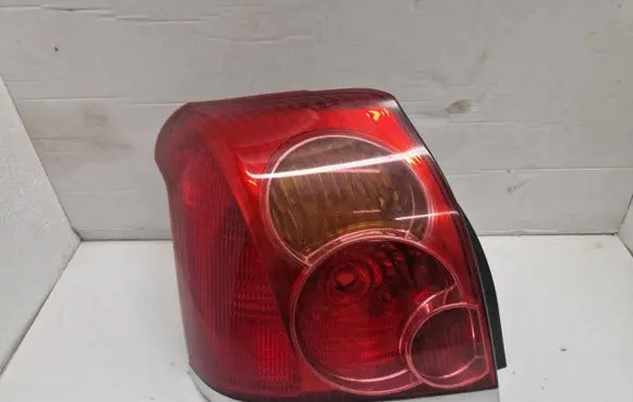 Toyota Avensis T250 Rear/tail lights 89030186