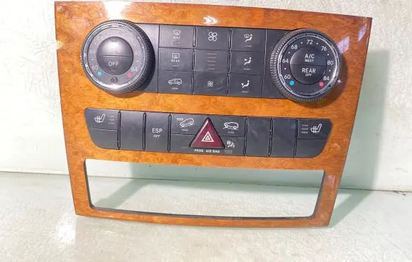Mercedes-Benz ML W164 Climate control unit A2518702390 A2518206589