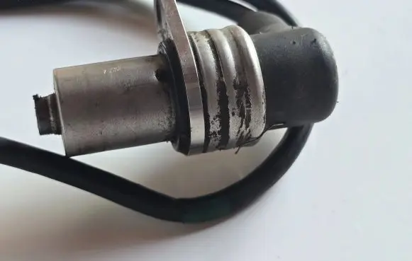 BMW 3 E46 Crankshaft position sensor 17240552 1724055