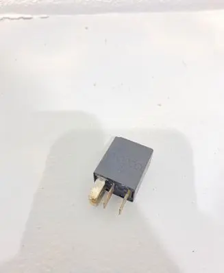 Audi A4 S4 B6 8E 8H Other relay 8Z0951253