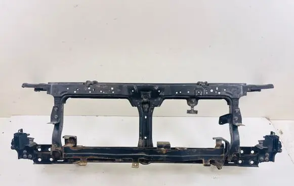 Nissan Navara D40 Radiator support slam panel