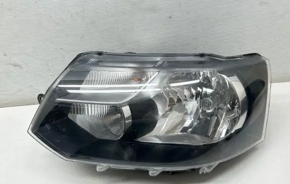 Volkswagen Transporter - Caravelle T5 Headlight/headlamp 7E1941015H 030125430100 LE08A6194