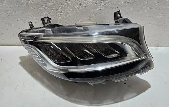 Mercedes-Benz Sprinter W907 W910 Headlight/headlamp A9109065100 ZGS002Q01 90139119