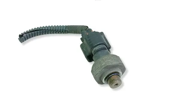 Toyota Corolla Verso E121 Oil pressure sensor 11510845