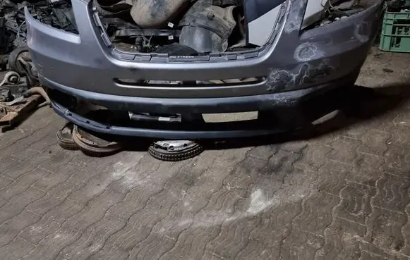 Subaru Tribeca Front bumper NOCODE