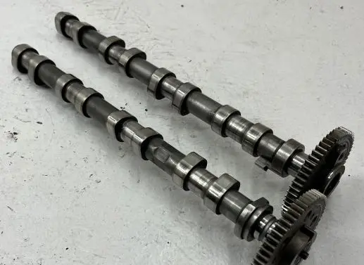 BMW 3 E90 E91 Camshaft 7790596
