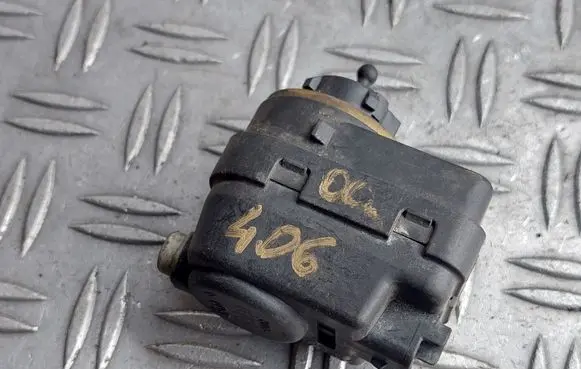 Peugeot 406 Headlight level adjustment motor 