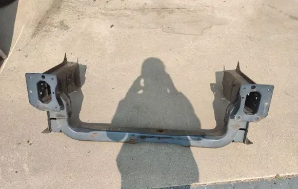 Chrysler Grand Voyager V Front bumper mounting bracket 09255AA