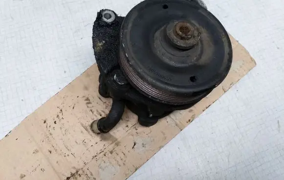Renault Espace III Power steering pump 7700100653