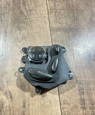 Mercedes-Benz CLS C219 Seat control switch 2118218079 03464235