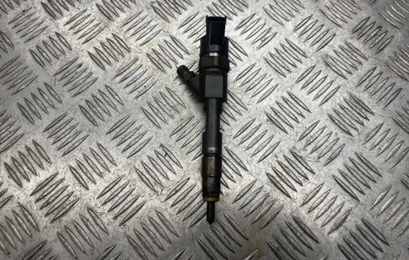 Fuel injector