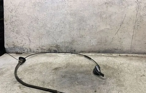 Dacia Sandero II Engine bonnet (hood) release handle