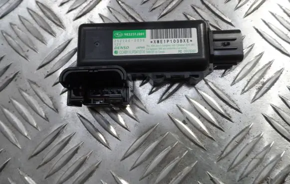 Subaru XV I Seat control module 98321FJ001 2522000050
