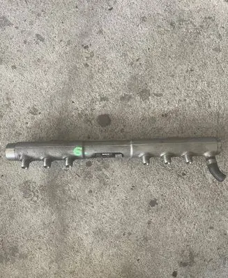 Volvo XC90 Fuel main line pipe 0445215023 31259011