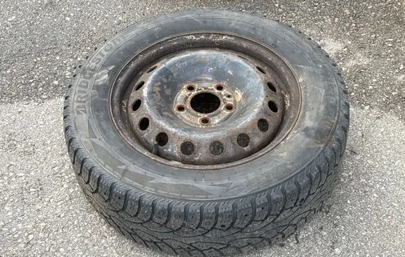 Opel Vivaro R16 spare wheel 